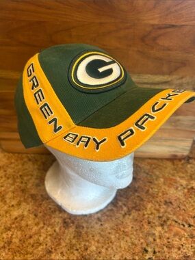 Green Bay Packers Embroidered Logo Cap in Green & Gold